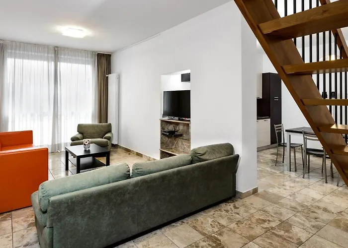 Faber Apartments-residence Style ארונה